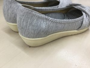 puff かかと 低い