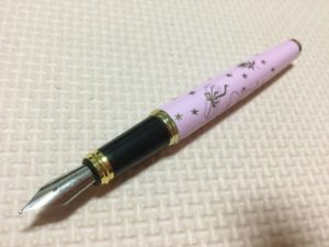 日経ウーマン 万年筆